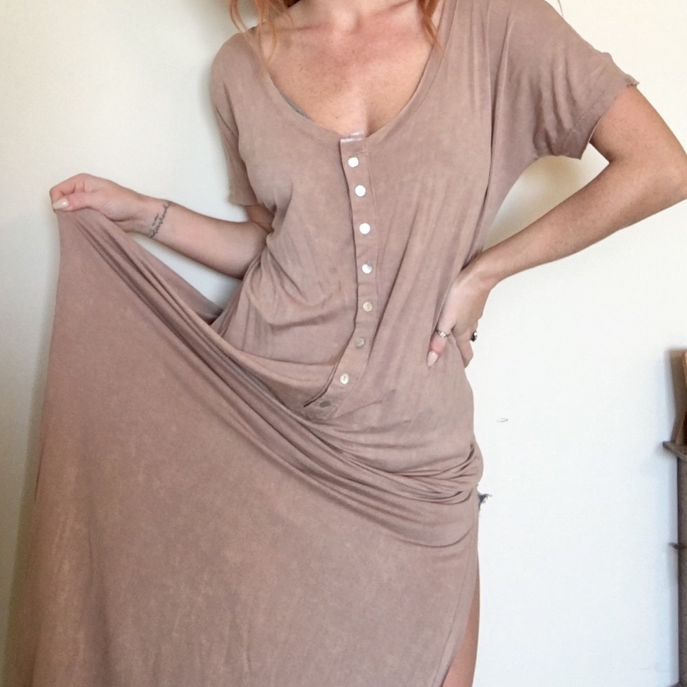 Long tan T shirt dress